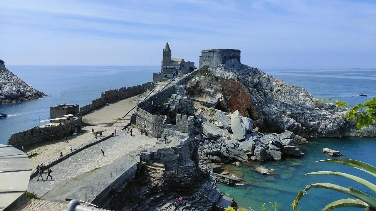 Byron Guest House Porto Venere Italy